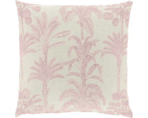 Vierkant sierkussen met tropisch palmenpatroon in roze op een lichte achtergrond.