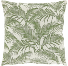 Vierkant sierkussen met een groen patroon van palmbladeren op lichte stof.