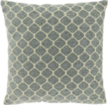 Vierkant sierkussen met grijs geometrisch ruitpatroon van gestructureerde stof.