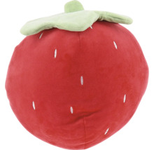 Rood pluche kussen in de vorm van een aardbei met groen blad en wit geborduurde pitjes.