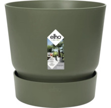 Groene elho bloempot met bijpassende schotel van gerecycled kunststof en bewateringssysteem. elho Logo.