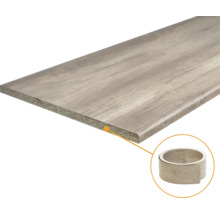 Werkblad met houtdecor, afgeronde rand en rol met bijpassende kantenband.