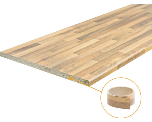 Keukenwerkblad met houtlook en bijpassende kantenband voor randafwerking.