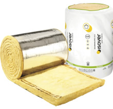 Isover glaswol isolatierol met aluminium bekleding en een verpakte rol zolderisolatie.