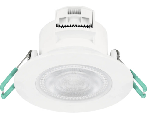 Witte LED-inbouwspot van kunststof met klemveren voor plafondmontage.