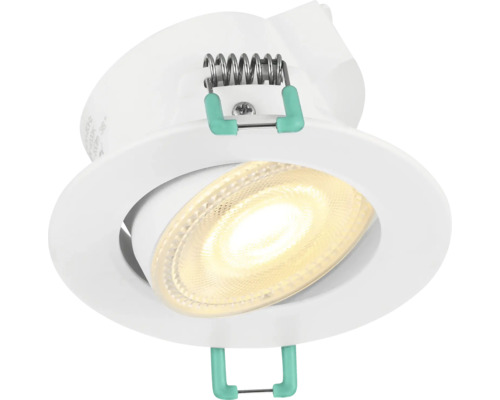 Kantelbare LED-inbouwspot in het wit met veerklemmen voor plafondmontage.