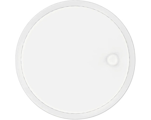Ronde witte rookmelder met een plat ontwerp en een kleine ronde knop aan de zijkant.