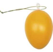 Geel decoratief paasei van kunststof met goudkleurig koord voor de paasdecoratie.