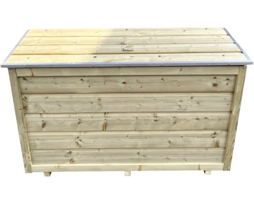 Rechthoekige houten tuinbox van lichte planken met plat deksel en metalen randen.