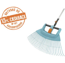 Lichtblauwe kunststof bladhark met steel en vermelding van 15 procent cashback op het aankoopbedrag.