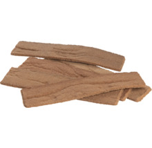 Flexibele steenstrips met een gestructureerd oppervlak voor wandbekleding.