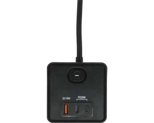 Zwart laadstation met stroomkabel, één USB-A-poort QC 18 Watt, twee USB-C-poorten PD 20 Watt en een aan-uit-schakelaar.