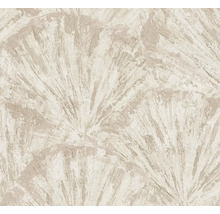 Vliesbehang met waaiervormig bladpatroon en gestructureerd oppervlak.