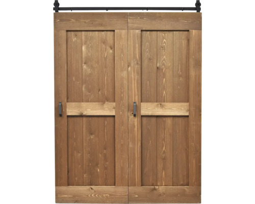 Dubbele houten schuifdeur in rustiek design inclusief zwarte rail en handgrepen.