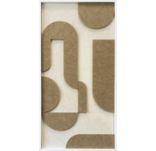 Wanddecoratie van vilt met abstracte geometrische vormen in een witte lijst.