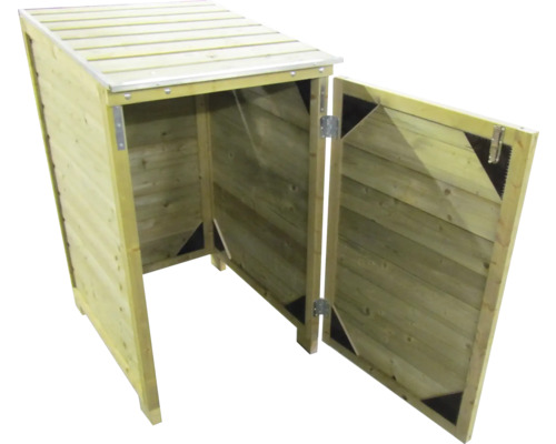 Houten kliko-ombouw met één geopende deur en horizontale latten.