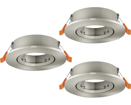 Set van drie ronde metalen inbouwspots met kantelbare ringen en montageklemmen.