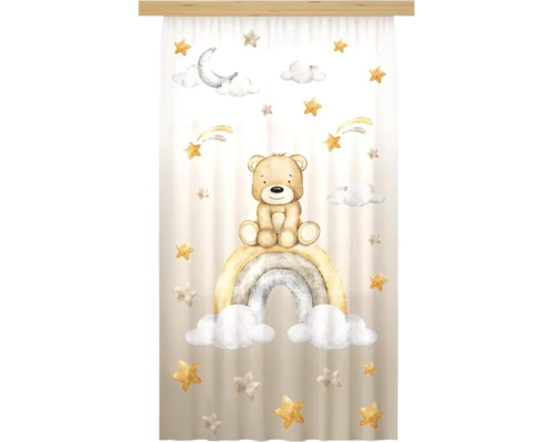 Decoratief gordijn voor de kinderkamer met een aquarelillustratie van een teddybeer op een regenboog, wolken, sterren en een maan.