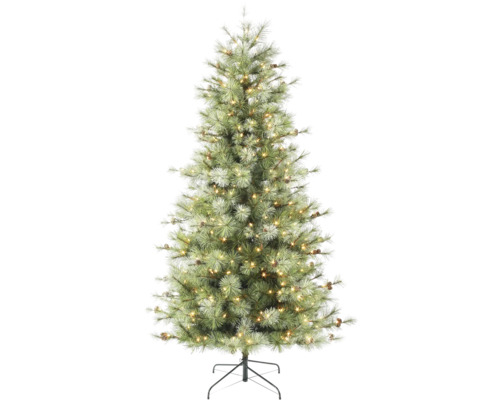Kunstkerstboom met ledverlichting, dennenappels en zwarte metalen standaard.