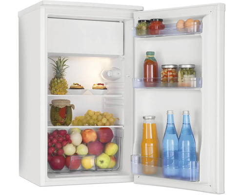 Open tafelmodel koelkast met vriesvak, gevuld met etenswaren zoals fruit en dranken ter illustratie van de opbergruimte.