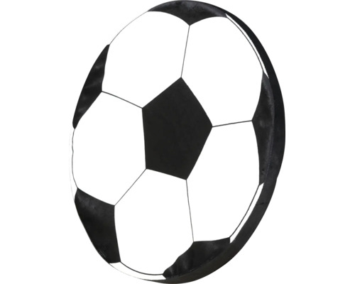 Voetbalvormig kussen met zwart-wit patroon.