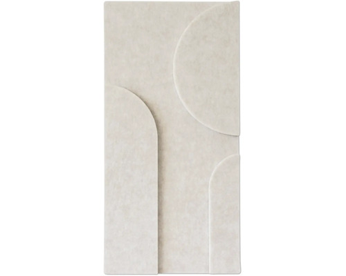 3D-wandpaneel met abstract boogontwerp en gestructureerd oppervlak in zandsteenlook.