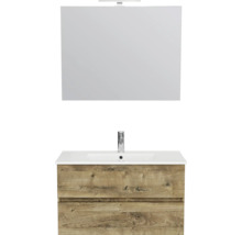 Badmeubelset: wastafelonderkast in eikenlook met twee laden, witte wastafel met kraan en spiegel met verlichting.