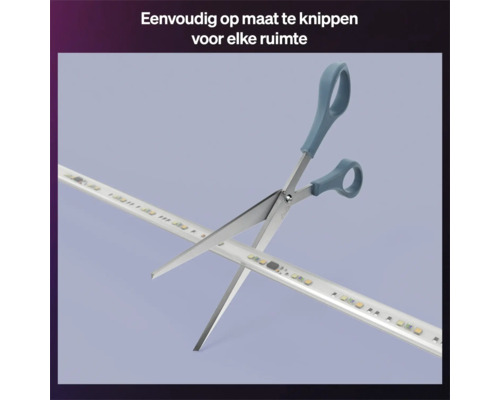 Ledstrip die met een schaar op maat wordt geknipt.