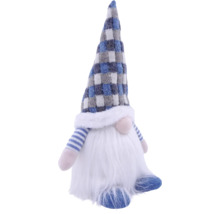 Decoratieve kerstkabouter met een geruite puntmuts, een lange baard van imitatiebont en een ronde neus.