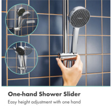 Handdouche op een verchroomde glijstang met éénhands hoogteverstelling. Inzetstukken tonen kantel- en draaifuncties van de houder.