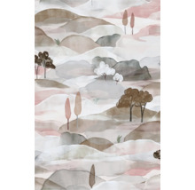 Fotobehang met abstract landschapsmotief van aquarellen heuvels en diverse gestileerde bomen.