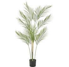 Kunstpalm met groene bladeren in een zwarte kunststof pot.