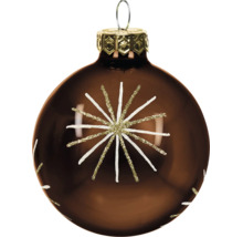 Bruine glazen kerstbal met glinsterend stervormig patroon en gouden kapje met ophangoog.