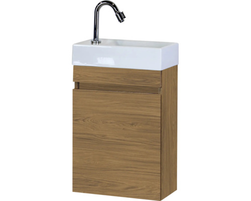 Wastafelonderkast in houtlook met witte opzetwastafel en chromen kraan.