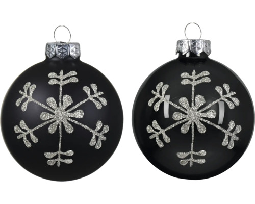 Twee zwarte kerstballen met een zilveren glitter sneeuwvlokkenpatroon, één mat en één glanzend.