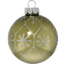 Groene glazen kerstbal met zilveren glitterpatroon van sneeuwvlokken en ruiten.