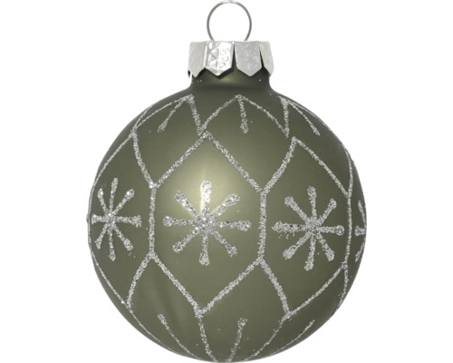 Matgroene kerstbal met zilveren glittersneeuwwvlokken en ruitpatroon.