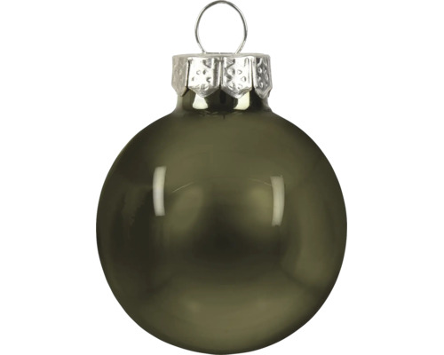Glanzende glazen kerstbal in olijfgroen met zilverkleurige dop en oogje.
