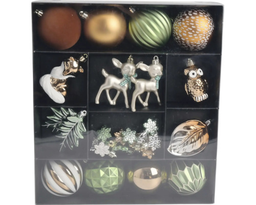 Kerstversieringsset in een doos met hangers in de vorm van kerstballen, herten, een vos, een uil, sneeuwvlokken en bladeren.