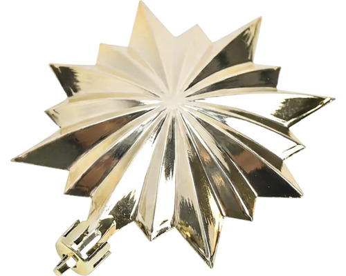 Gouden kerstster ornament met gevouwen driedimensionaal effect voor kerstdecoratie.