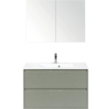 Moderne badkamermeubelset: olijfgroene wastafelonderkast met twee laden, witte wastafel met kraan en een spiegelkast.