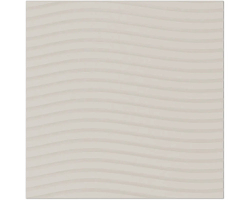 Wandtegel in beige met horizontaal golfpatroon.