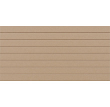 Wandpaneel met horizontale groeven van houtmateriaal voor binnenshuis.