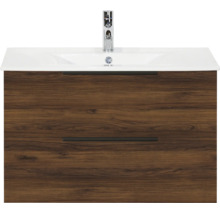 Badkamermeubelset met wastafelonderkast in donkere houtlook, twee lades met zwarte handgrepen, witte wastafel en verchroomde kraan.