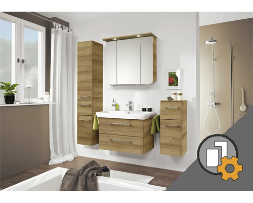 Moderne badkamermeubelset in eikenlook met wastafelonderkast, spiegelkast en kasten in een lichte badkamer met montageservice.