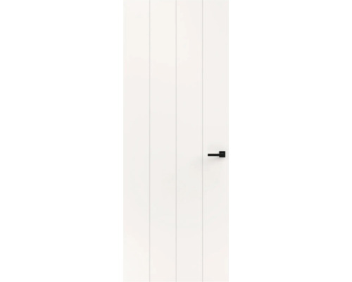 Witte binnendeur met verticale groeven en zwarte deurkruk.