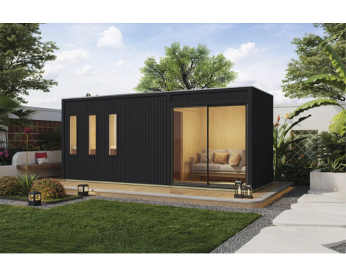 Modern tuinhuis met verticale houten gevelbekleding, ramen van vloer tot plafond en een schuifdeur in een verzorgde tuin.