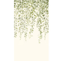 Vliesbehang met aquarelmotief van hangende groene ranken en bladeren.
