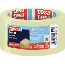 Een rol Tesa Pack Strong verpakkingstape, 66 meter lang en 50 millimeter breed, geschikt voor middelzware pakketten.