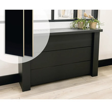 Moderne radiatorombouw met strak design voor het stijlvol wegwerken van radiatoren in de woonkamer.